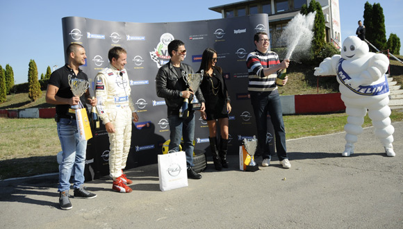 Opel VIP Challenge - Željko Joksimović najbrži VIP vozač!