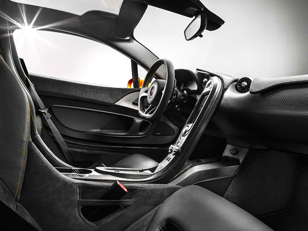 McLaren P1: Prve fotografije enterijera