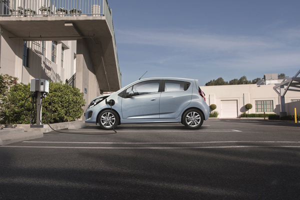 Spark EV: Chevrolet-ova električna zvezda na Sajmu automobila u Ženevi
