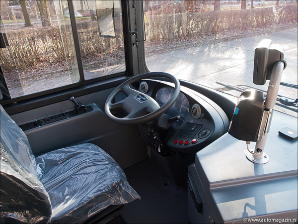 Ikarbus predstavio gradski niskopodni zglobni autobus IK218 M (foto)
