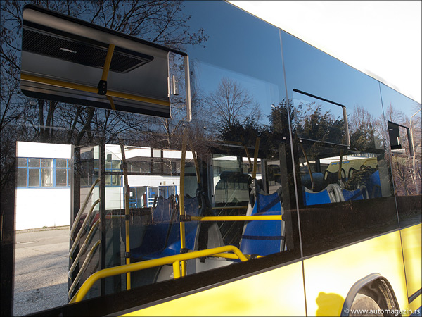 Ikarbus predstavio gradski niskopodni zglobni autobus IK218 M (foto)