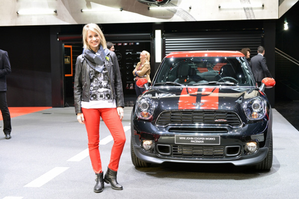 Lepotice na sajmu automobila u Ženevi 2013