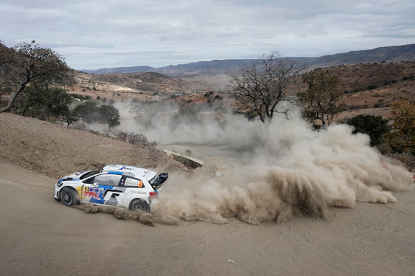 Rally Mexico 2013 - Ogier na korak do pobede