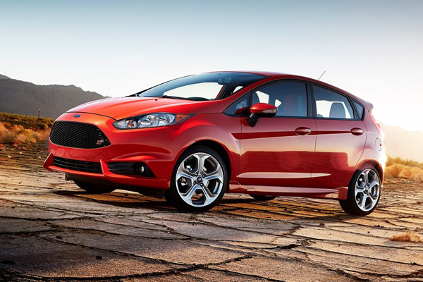 Video: Nova Ford Fiesta ST na stazi Lommel