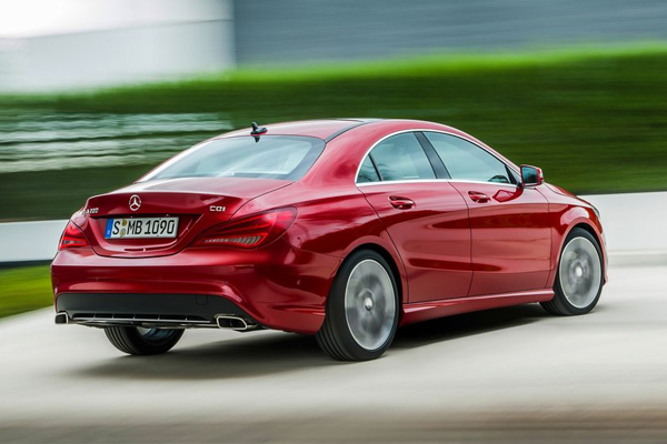 Mercedes-Benz na 51.Međunarodnom salonu automobila u Beogradu