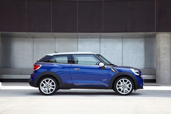 BMW i MINI na sajmu automobila u Beogradu 2013