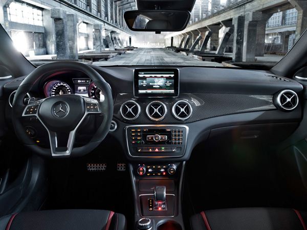 Mercedes-Benz CLA 45 AMG - Prve (ne)zvanične fotografije