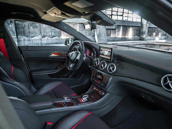 Mercedes-Benz CLA 45 AMG - Prve (ne)zvanične fotografije
