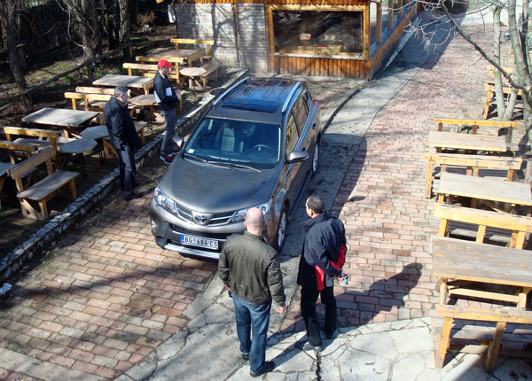 Toyota Centar Beograd - Predpremijera nove Toyote RAV4
