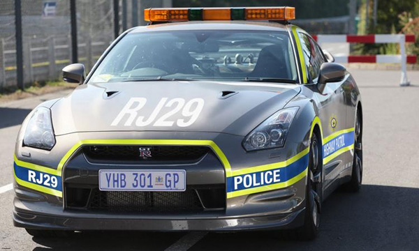 Policijski automobili, koje ne biste voleli da vidite u retrovizoru