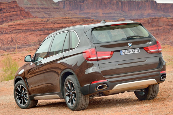 BMW X5 (F15) - Oficijelne informacije, fotografije i video