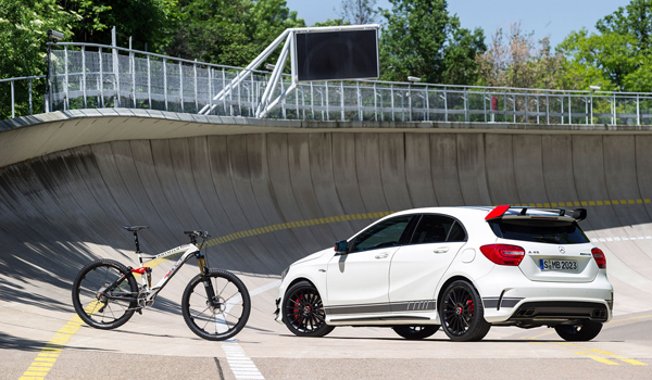 Mercedes AMG ima novi bicikl - R.X45 AMG (6.990 €)