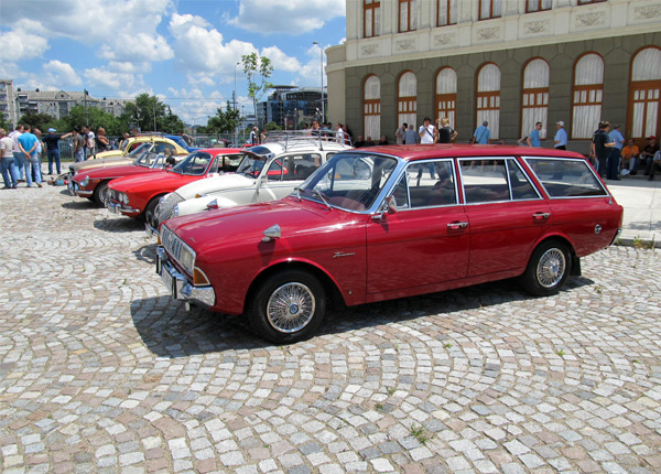 Starovremenska vozila - Veteran Voždovac 2013