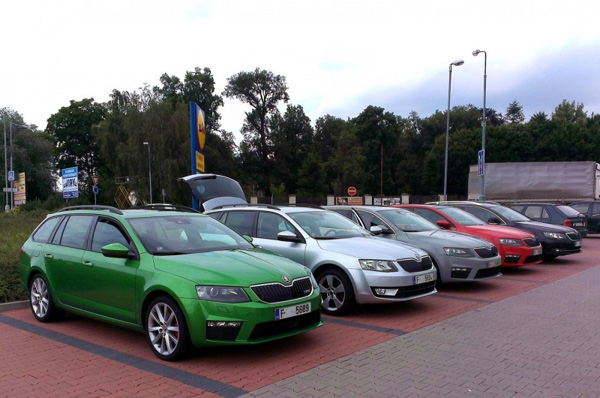 Nova Škoda Octavia RS snimljena na ulici + FOTO
