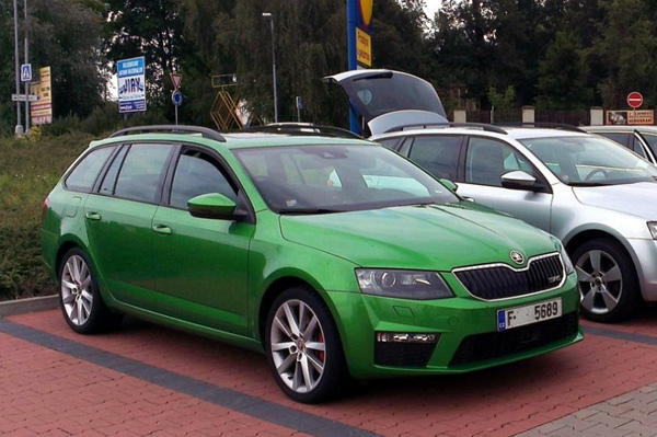 Nova Škoda Octavia RS snimljena na ulici + FOTO