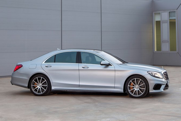 Mercedes-Benz S 63 AMG: 900 Nm i pogon na sve točkove