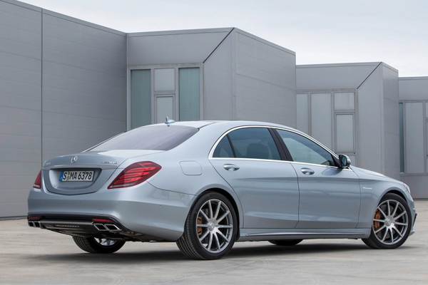 Mercedes-Benz S 63 AMG: 900 Nm i pogon na sve točkove