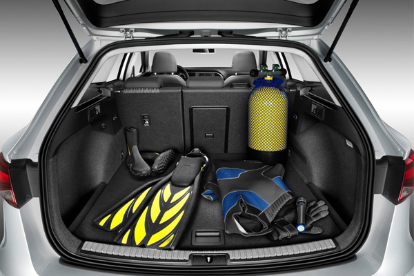 Seat Leon ST : Sportski dizajn, prtljažnik od 587 L i 4x4