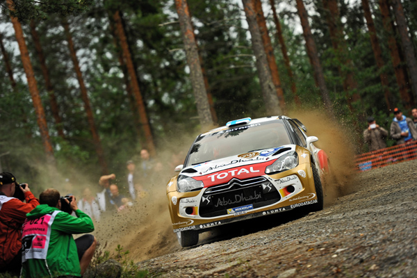 Rally Finland 2013 - Ogier i Neuville u vođstvu