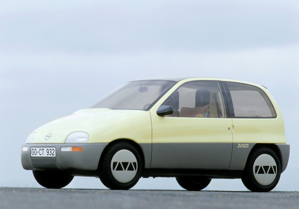 Povratak u budućnost sa vizionarskim Opel konceptnim automobilima 