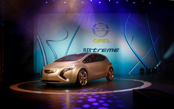 Povratak u budućnost sa vizionarskim Opel konceptnim automobilima 