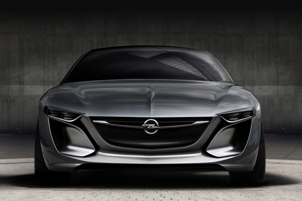 Povratak u budućnost sa vizionarskim Opel konceptnim automobilima 