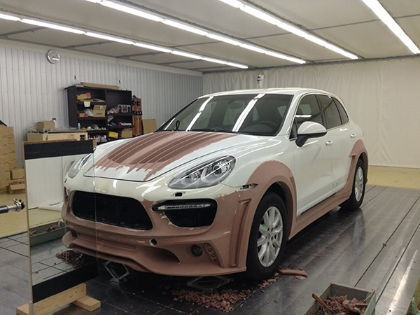Wald International brusi Porsche Cayenne - Fotografije iz proizvodnje