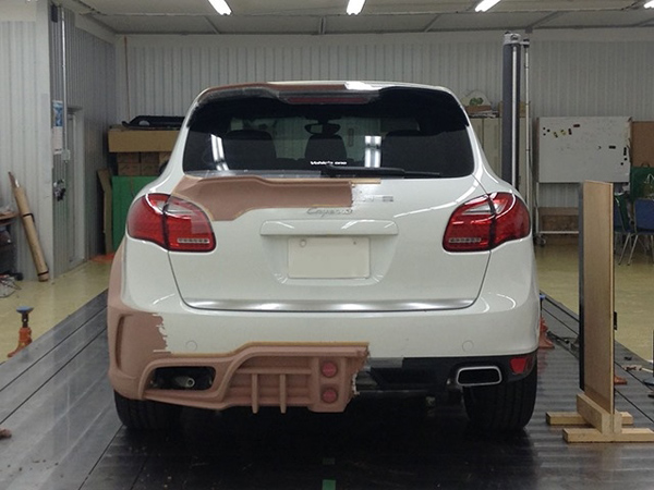 Wald International brusi Porsche Cayenne - Fotografije iz proizvodnje