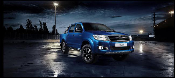 Nepobedivi Toyota Hilux Invincible
