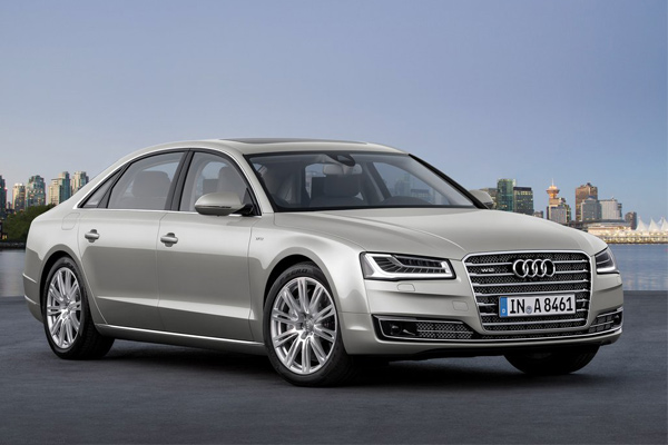 Audi A8 2014: Prve fotografije, informacije i video