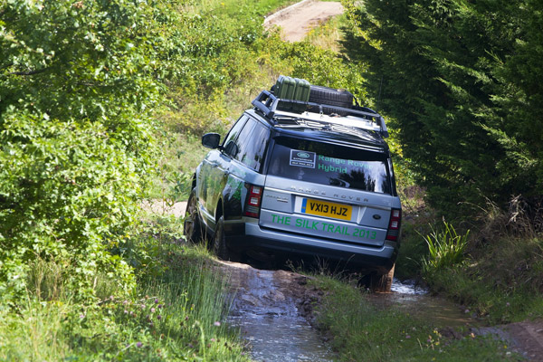Land Rover predstavlja hibridni Range Rover i Range Rover Sport