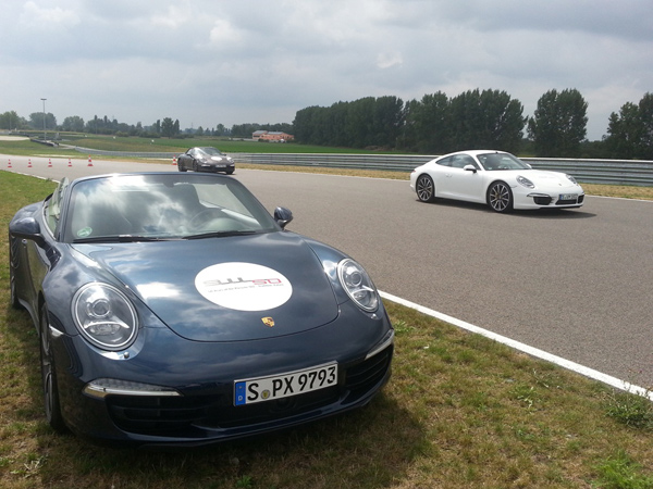 Evropa proslavila pet decenija  legendarnog modela Porsche 911