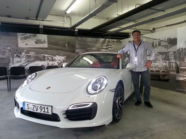 Evropa proslavila pet decenija  legendarnog modela Porsche 911
