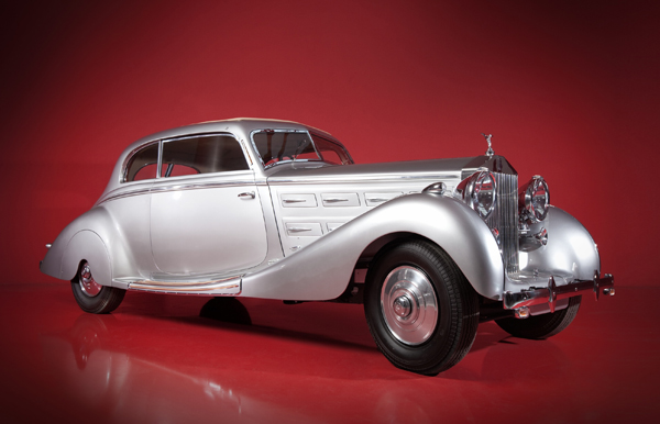Ekskluzivna SK kolekcija automobila na „24 sata Elegancije”