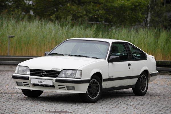 Opel Monza GSE blista na Specijalnoj IAA izložbi “Zvezde iz 1983. godine”