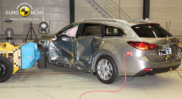 Pet Euro NCAP zvezdica za Mazdu6 