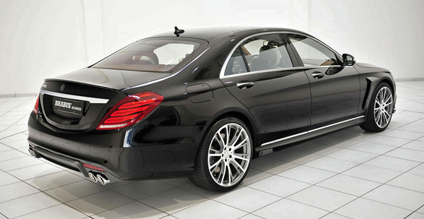 Brabus 850 6.0 Biturbo iBusiness: Sportista sa kravatom