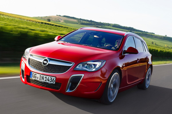 Nova Insignia OPC: Premijera Opelovog vrhunskog pogonskog sistema