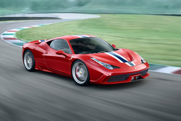 Video: Ferrari 458 Speciale u akciji
