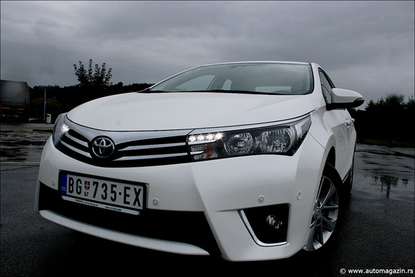 Nova Toyota Corolla stigla u Srbiju - Cene poznate + FOTO