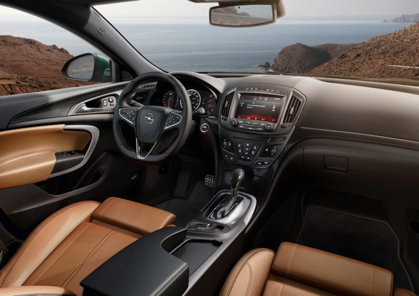 Nova Opel Insignia – Revolucija motora i info-zabavnog sistema