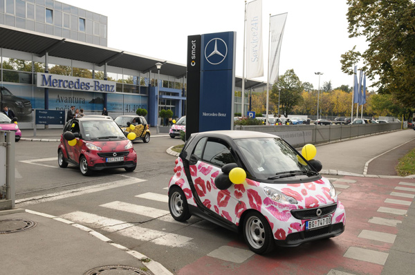 Specijalno dizajnirani smartovi na ulicama Beograda
