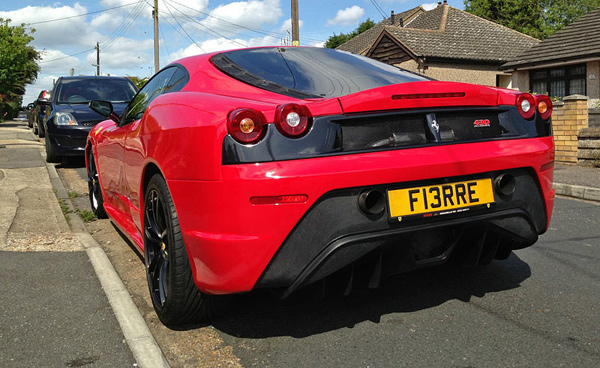 Ferrari F430 Scuderia... ili?