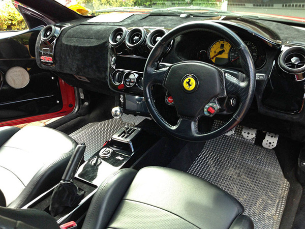 Ferrari F430 Scuderia... ili?