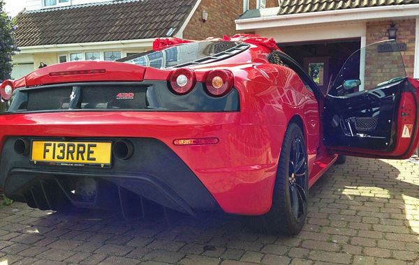 Ferrari F430 Scuderia... ili?