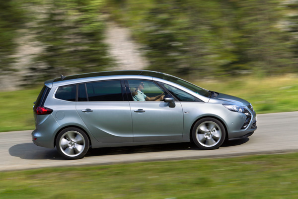 Opel Zafira Tourer 147 kW/200 ks: Najmoćniji kompaktni monokeb 