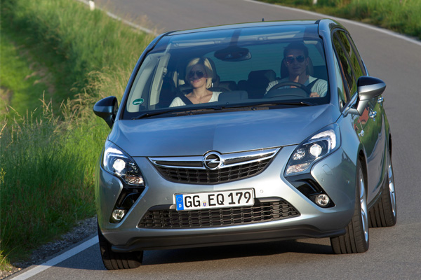 Opel Zafira Tourer 147 kW/200 ks: Najmoćniji kompaktni monokeb 