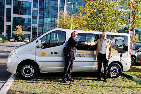 Renault Trafic - Zvanično vozilo Mokrogorske škole menadžmenta