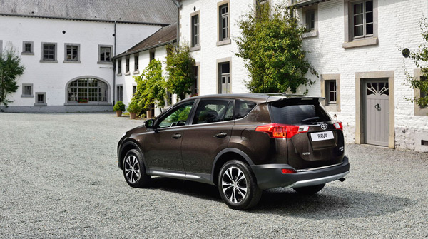 Toyota RAV4: Od sada AWD pogon i za motor 2.0 D-4D