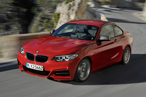 BMW serije 2 Coupe (F22) - Prve zvanične fotografije i info